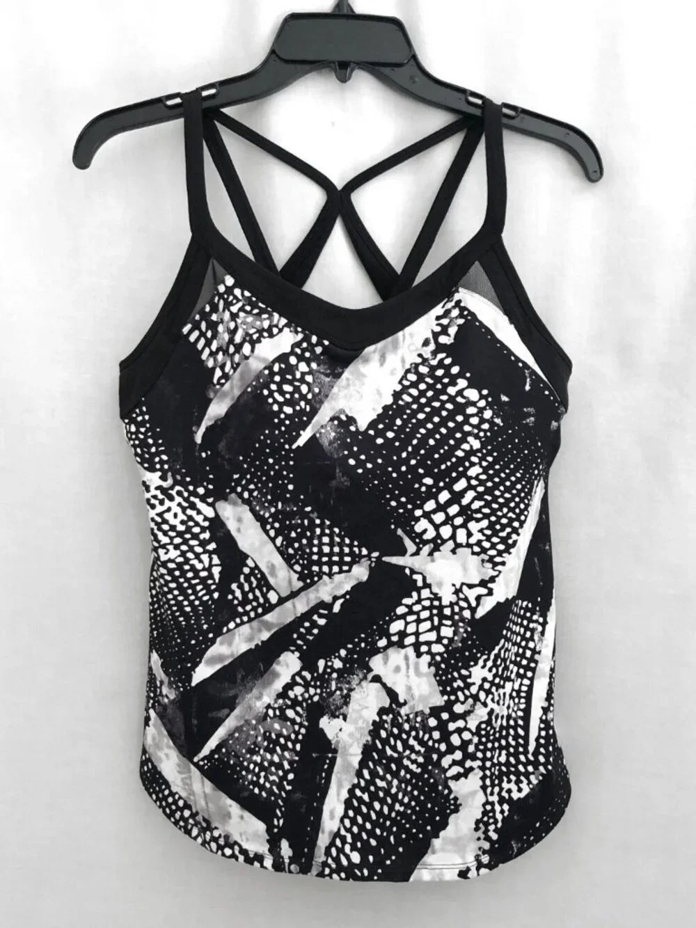 Lululemon Free Flowing Tank Top Shelf Bra Static Mist Size 12